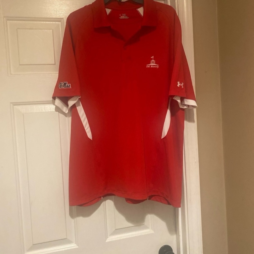 Under Armour Old Waverly Ole Miss Heat Gear Red  Polo Golf Shirt Men’s Size L